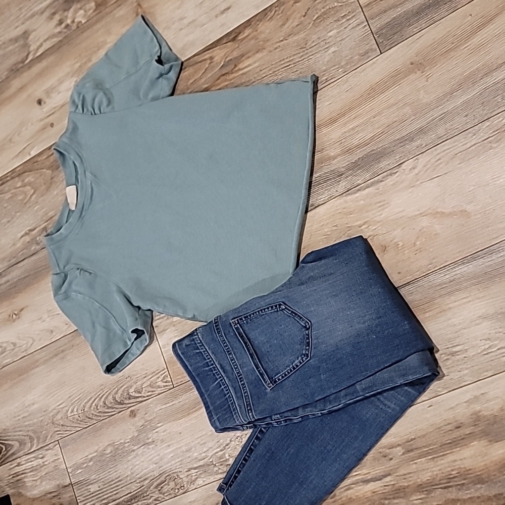 Adorable top